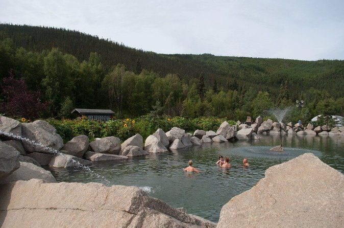 Chena Hot Springs Day Tour with Ice Museum Admission
