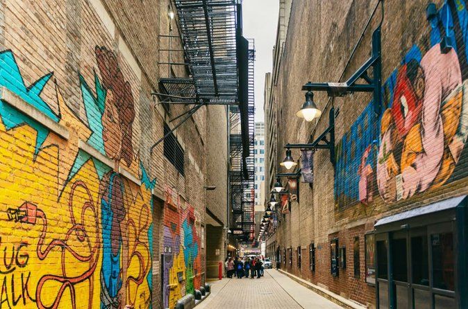 Chicago Gangsters and Ghosts Walking Tour