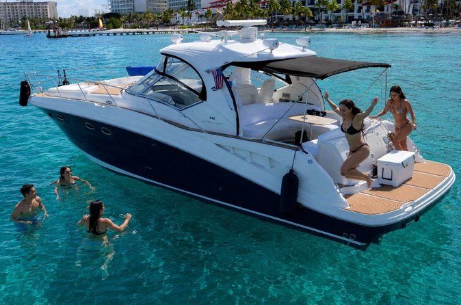 Private yacht experience in Cancun