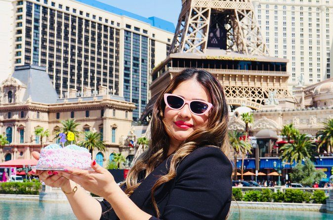 Las Vegas Strip Photo Tour with a Professional Photographer