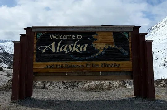 The "Welcome to Alaska" Sign Tour