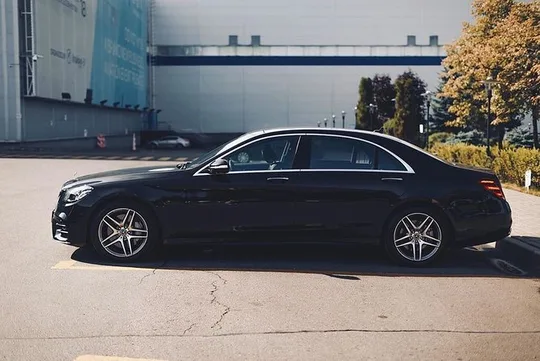Arrival Private Transfer: Sky Harbor Airport PHX to Phoenix in Business Car