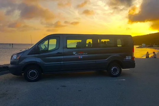 Private Airport Transfer: Honolulu City → HNL Airport