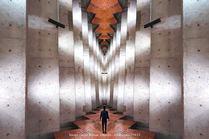 The Underground Network of RÉSO Montréal: Private 2.5-hour Tour