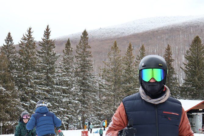 Montreal Epic Ski Adventure in Quebec’s Winter Wonderland