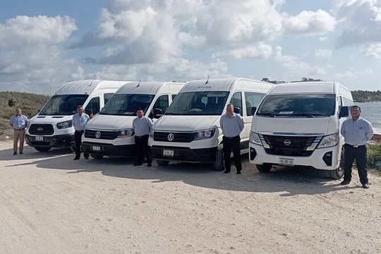 Transfer Cancun Airport to Costa Mujeres or Playa Mujeres for 8