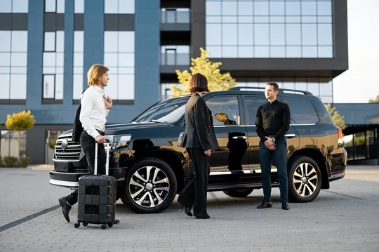 Private Transfer to and from YYZ Toronto Pearson Airport
