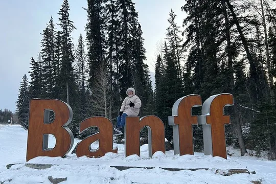 Banff to Calgary YYC Airport Shared Shuttle