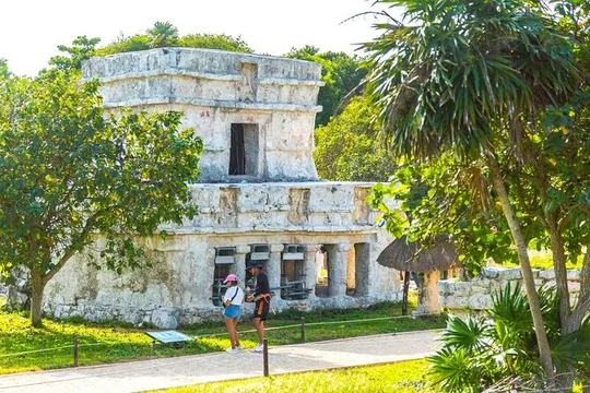 Tulum Ruins Private Tour with Snorkeling Cenote and Sea Turtles