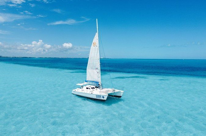 Full Day Luxurious Catamaran Adventure Cancún to Isla Mujeres