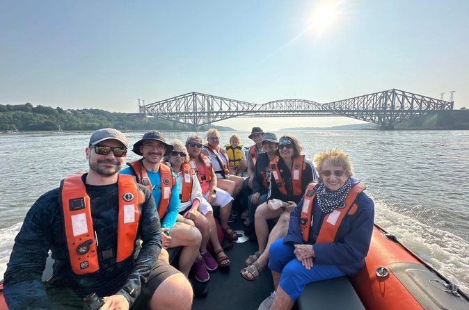 Guided Zodiac Tour Under the Iconic Bridges