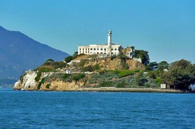 Alcatraz Day Tour with Wharf Discounts: Assigned Time Ticket