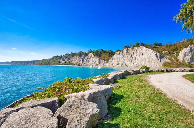Private Toronto Waterfront & Scarborough Bluffs Tour