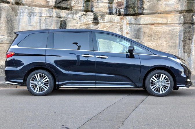 Minivan Private Transfer: Calgary to Banff & Banff to Calgary