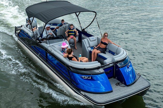4 Hour 25 ft. Luxury Pontoon Private Hilton Head Boat Rental