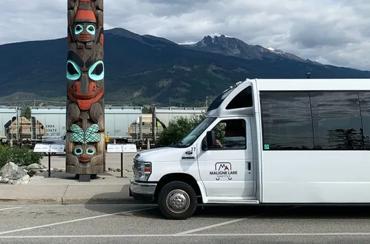 Shuttle from Maligne Lake to Jasper