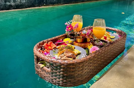Private Floating Breakfast Chef Experience in Tulum