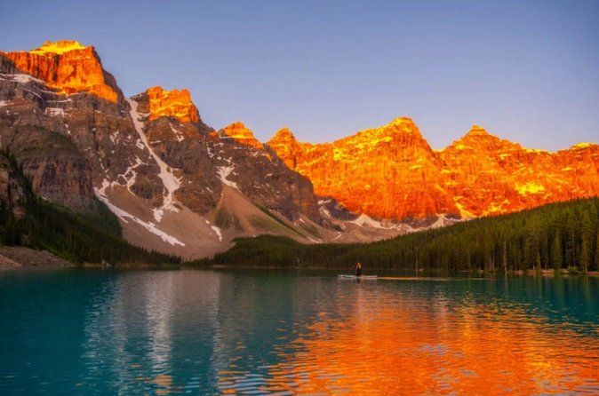 From Canmore/ Banff: Sunrise Moraine Lake and Lake Louise