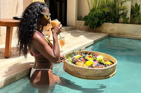 Private Floating Breakfast Chef Experience in Tulum