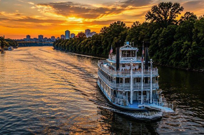 Nashville Nighttime Cruise with Live Music
