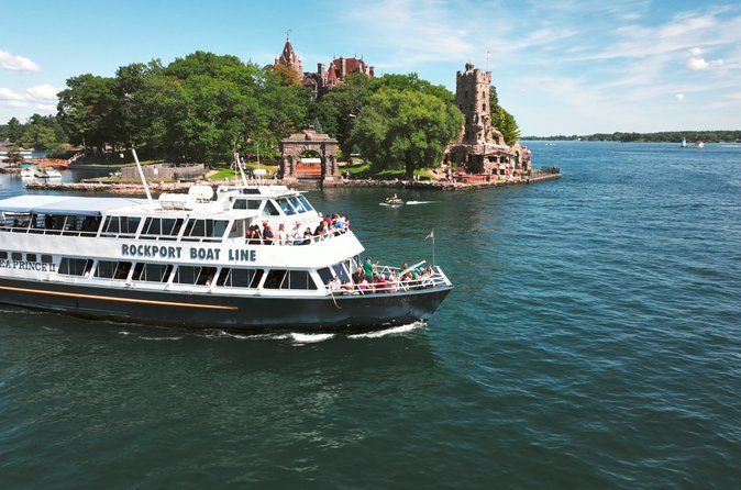 1 Hour Heart of the 1000 Islands Cruise in Rockport