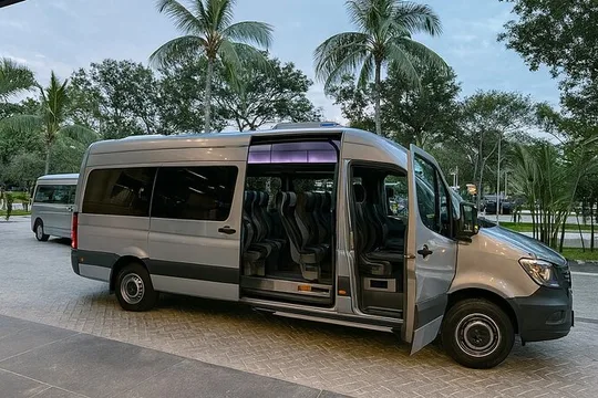 Private Transfers to Cancun Airport, from Costa Mujeres