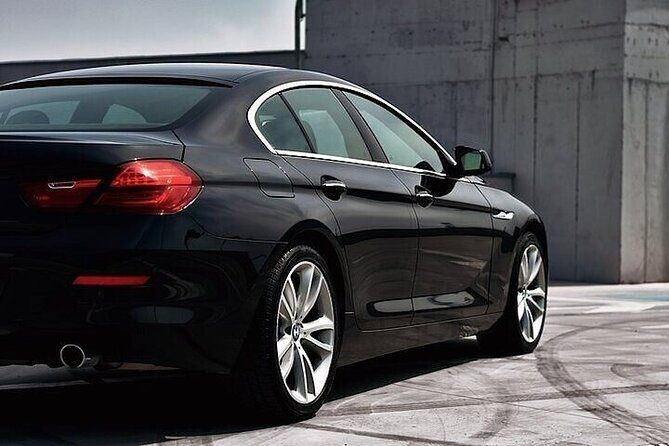 Private One-way Airport Transfer From Cancun to Cancun Airport