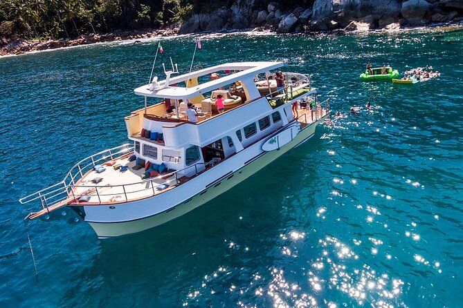 All-Inclusive Puerto Vallarta Private Full-day Boat Tour