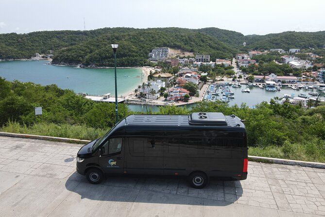 Shared Transfer: Huatulco Airport-Lodging in Huatulco