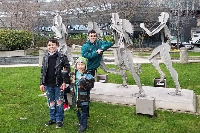 Seattle Scavenger Hunt Walking Activity