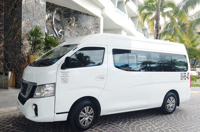 Private Cancun Airport Transfer to Hotel Zone and Downtown Hotels
