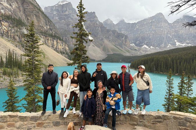 Lake Louise and Lake Moraine Half Day Tour