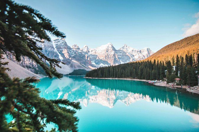 Private Tour Moraine Lake and Lake Louise
