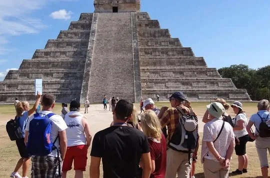 Chichén Itzá Tour Mayan Ruins Valladolid and Saamal cenote
