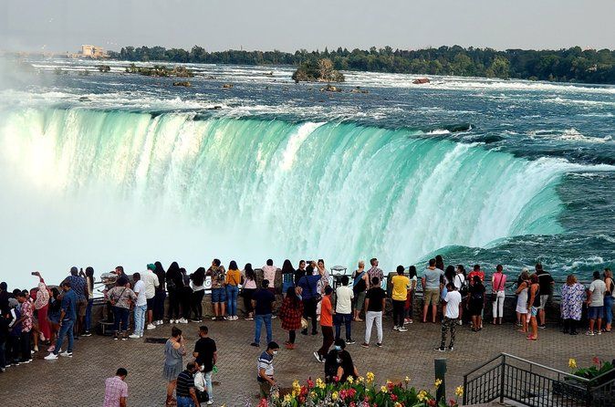 Toronto Pearson Airport to Niagara Falls – (To/From Transfers)