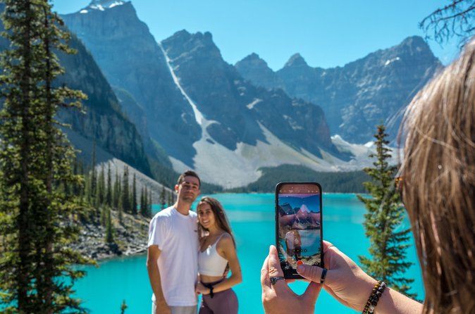 Banff Icons: Moraine Lake, Lake Louise, Gondola, Wildlife, Dinner