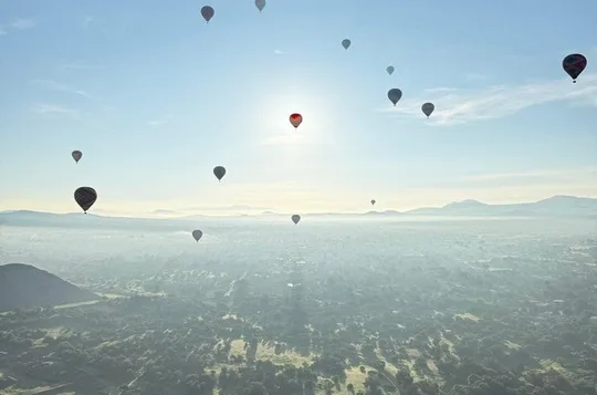 Balloon flight over Teotihuacan Round trip