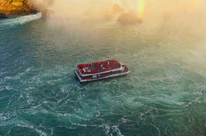 Niagara Falls Journey Behind the Falls and Hornblower Boat Cruise