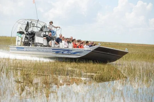 Sawgrass Park: Private Everglades Airboat Adventure