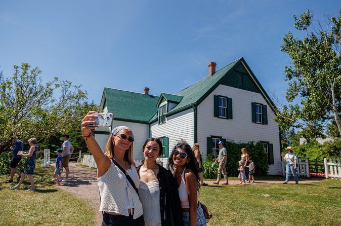 PEI: Anne of Green Gables Express Tour
