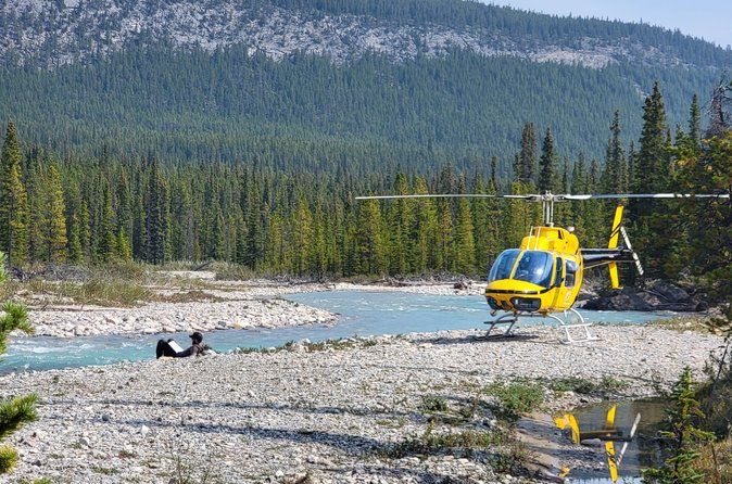 Canadian Rockies Helicopter Tour and Hike