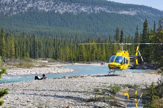 Canadian Rockies Helicopter Tour and Hike