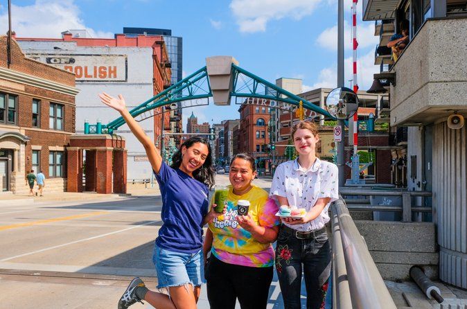 Milwaukee Third Ward Food Tour: Donuts, Sweet Treats & More