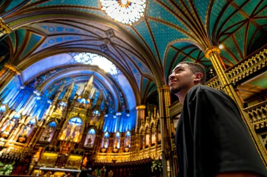 Montreal Guided Tour with Notre Dame Basilica & Mont Royal