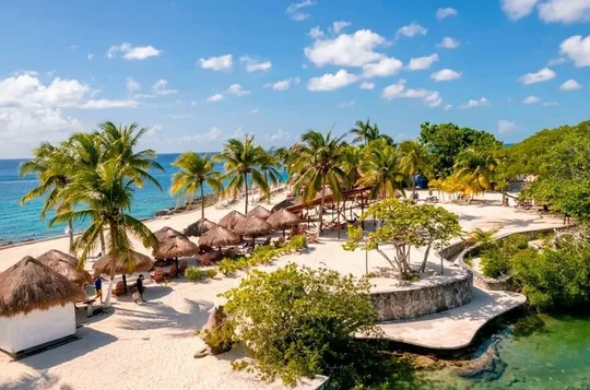 Chankanaab Cozumel Day Pass with Snorkeling and Massage