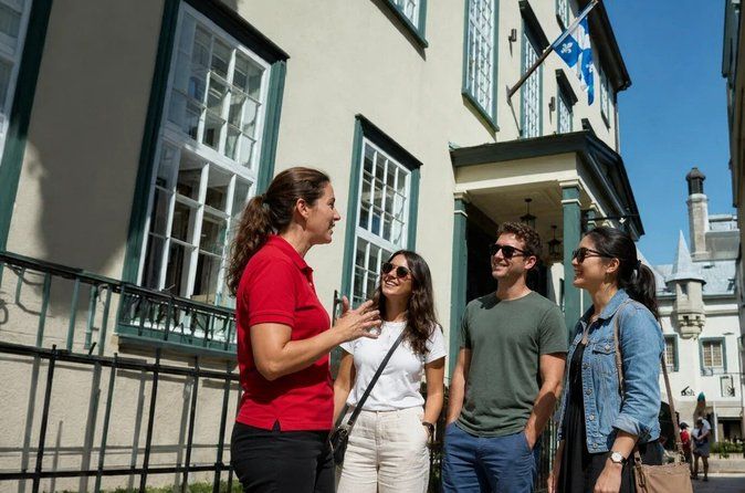 Voila Quebec Walking Tour