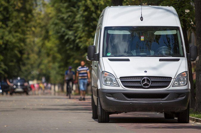 Vancouver Private Transfer: City or Airport YVR to/from Whistler