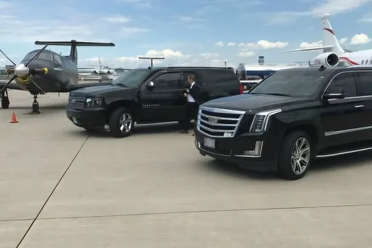 Private Transfer: Calgary to Banff (or Banff to Calgary)