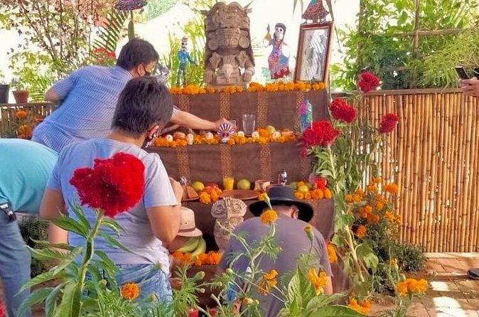 Day of the Dead Experience + alebrijes painting