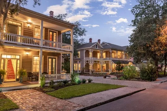 Golden Years Historical Homes Tour